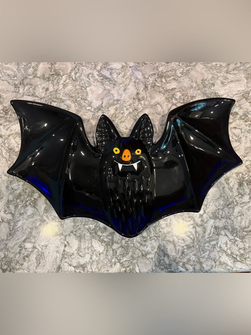 HYDE AND EEK! Vampire Bat serving Halloween 2018